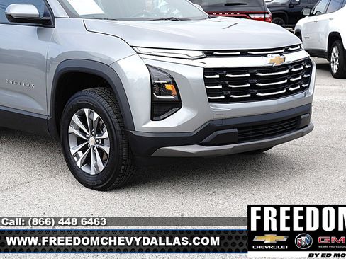 Used 2026 Chevrolet Equinox LT FWD image 40