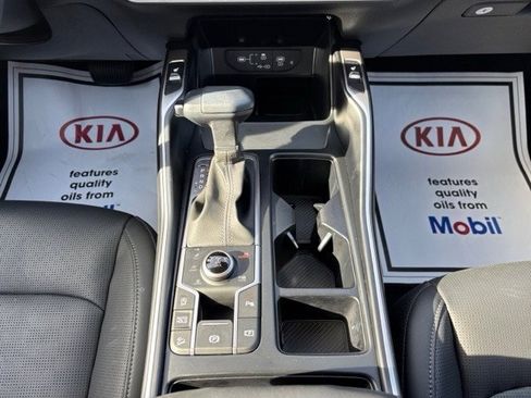 Certified 2025 Kia Sorento X-Line EX image 15