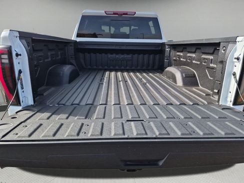 New 2026 GMC Sierra 2500 AT4 w/ AT4 Premium Plus Package AWD/4WD image 26