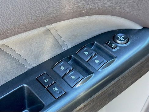 Used 2021 GMC Canyon Denali image 21