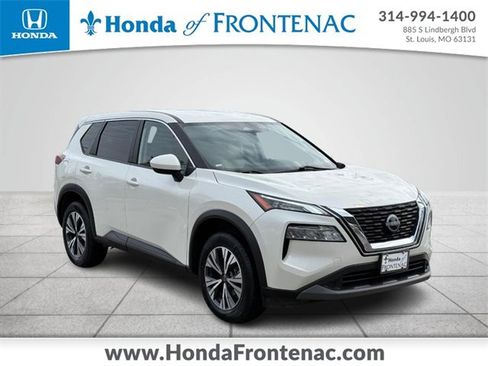 Used 2023 Nissan Rogue SV image 1