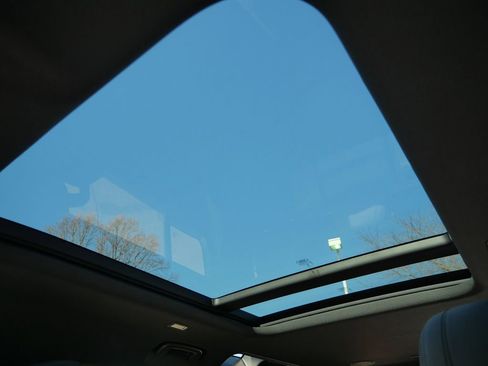 Used 2024 Land Rover Defender 110 Carpathian Edition image 50