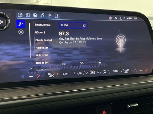 New 2026 Chevrolet Suburban LT image 13