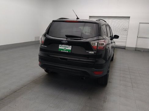 Used 2017 Ford Escape Titanium FWD image 7