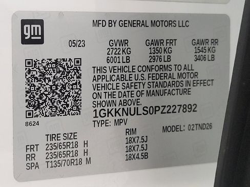 Used 2023 GMC Acadia SLT AWD/4WD image 30