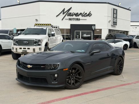 Used 2015 Chevrolet Camaro ZL1 RWD image 1
