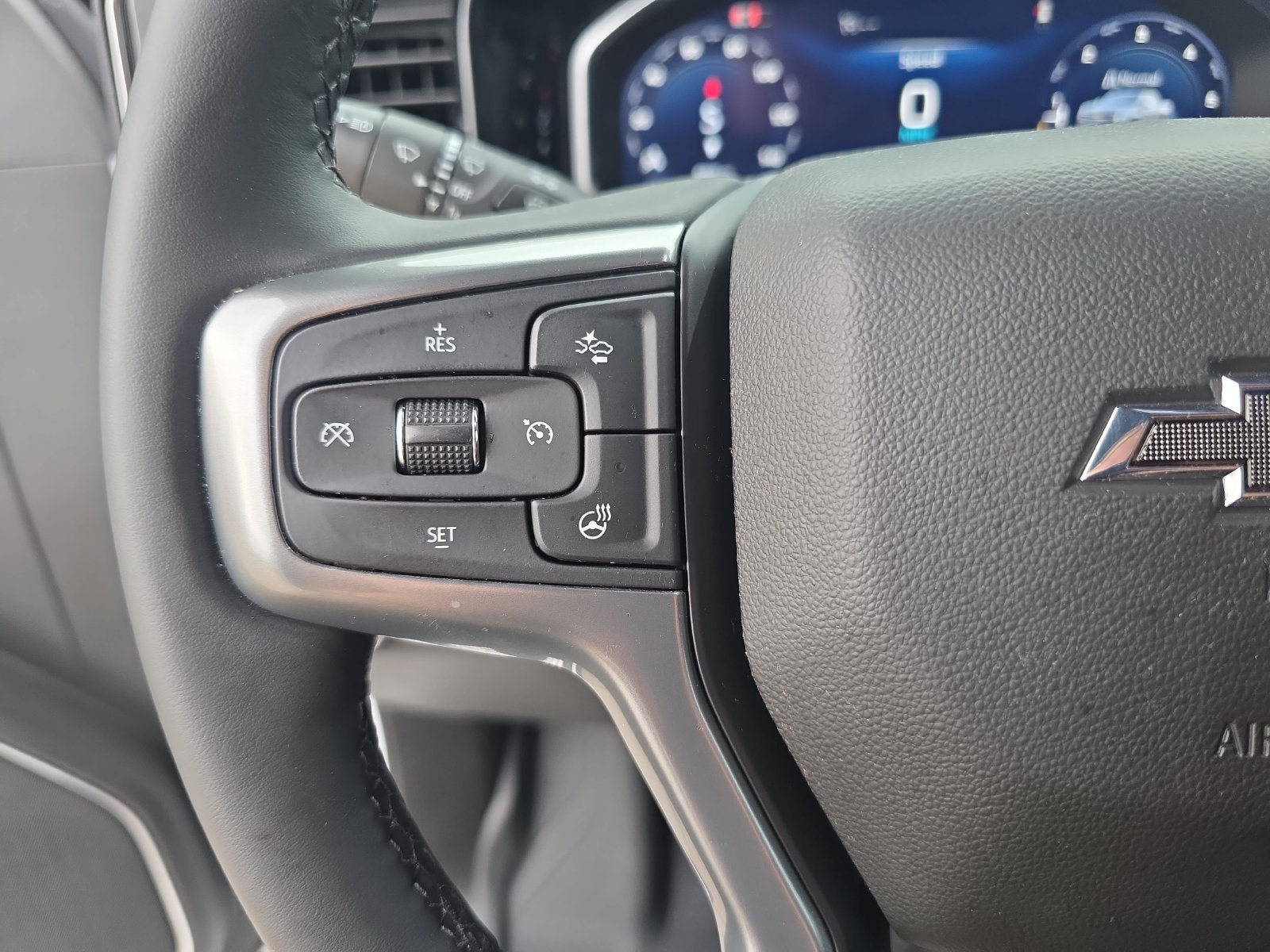 Used 2026 Chevrolet Silverado 1500 RST w/ RST Select Package RWD image 14