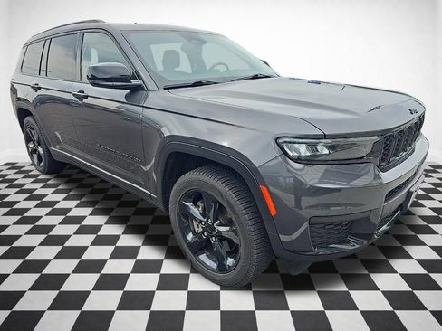 Used 2021 Jeep Grand Cherokee L Laredo AWD/4WD image 30