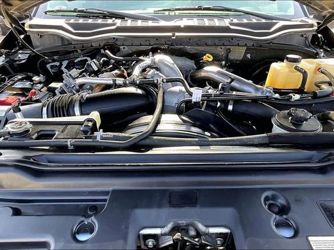 Used 2020 Ford F250 Lariat w/ Lariat Ultimate Package image 31