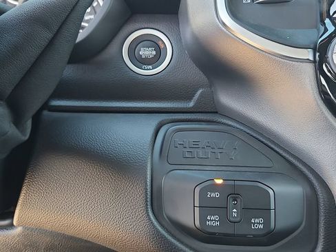 New 2026 RAM 2500 Big Horn AWD/4WD image 16
