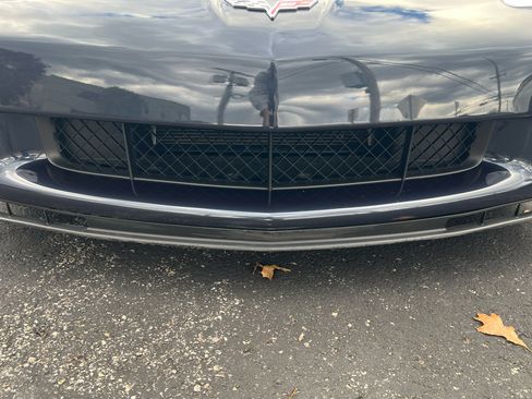 Used 2013 Chevrolet Corvette Grand Sport w/ 2LT Preferred Equipment Group image 27