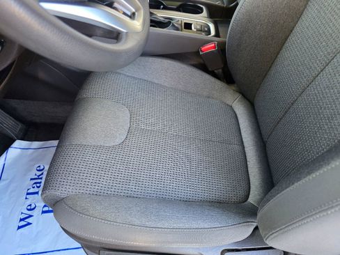Used 2019 Hyundai Santa Fe SE FWD image 15