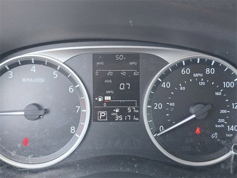 Used 2023 Nissan Kicks S image 40