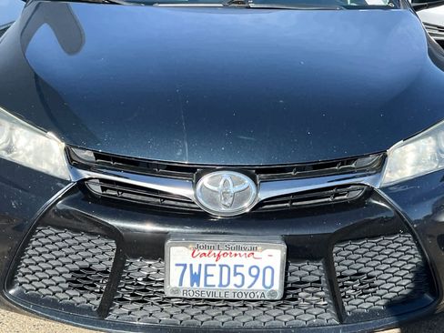 Used 2017 Toyota Camry SE FWD image 12
