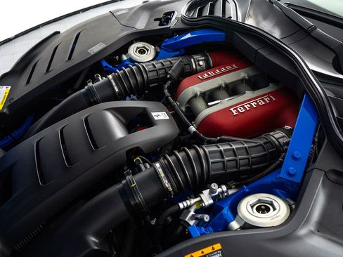 Certified 2025 Ferrari Purosangue image 44