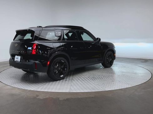 Certified 2025 MINI Cooper Countryman S AWD/4WD image 4