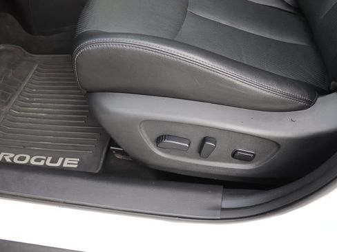 Used 2016 Nissan Rogue SL AWD/4WD image 24