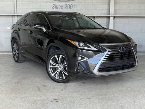 Used 2018 Lexus RX 450h AWD w/ Premium Package image 2