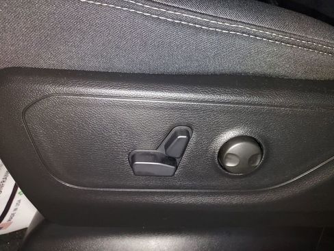 New 2026 RAM 1500 Big Horn AWD/4WD image 18