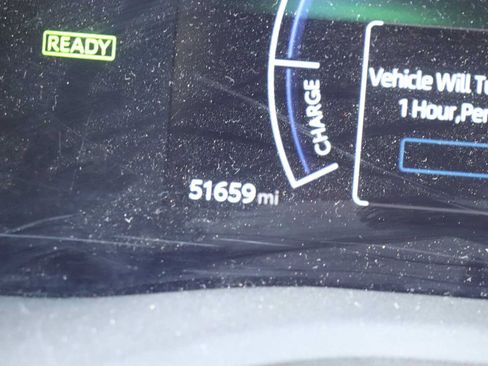 Used 2025 Toyota Camry LE FWD image 11