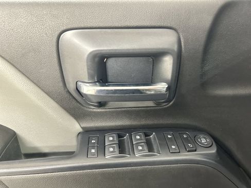 Used 2018 Chevrolet Silverado 1500 W/T w/ WT Convenience Package AWD/4WD image 11