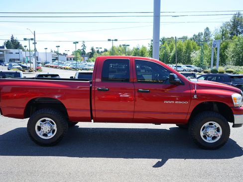 Used 2006 Dodge Ram 2500 Truck SLT w/ Trailer Tow Group AWD/4WD image 6