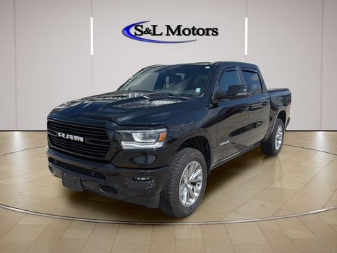 Used 2023 RAM 1500 Laramie AWD/4WD image 3
