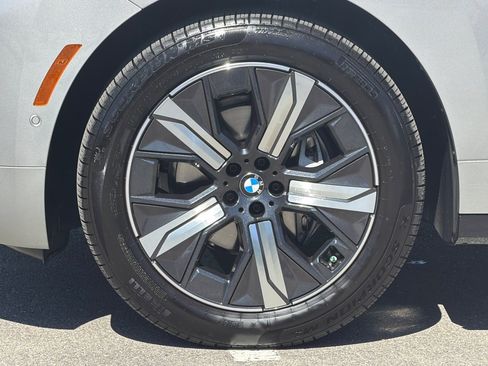 Used 2026 BMW iX xDrive45 AWD/4WD image 38