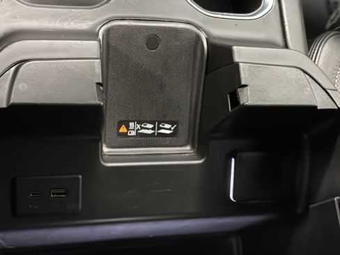 Used 2023 GMC Sierra 1500 Denali AWD/4WD image 35