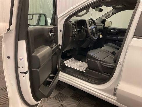Used 2023 Chevrolet Silverado 1500 W/T w/ WT Value Package AWD/4WD image 7