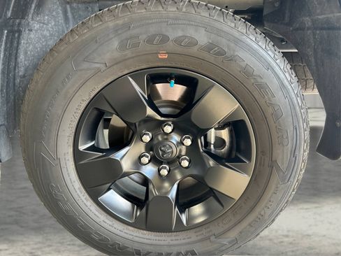 Used 2025 RAM 1500 Tradesman w/ Night Edition AWD/4WD image 20