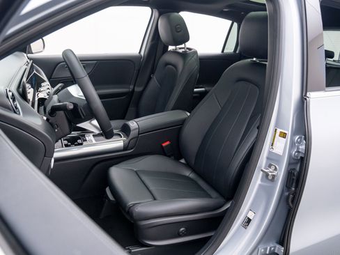 New 2026 Mercedes-Benz GLA 250 4MATIC image 16