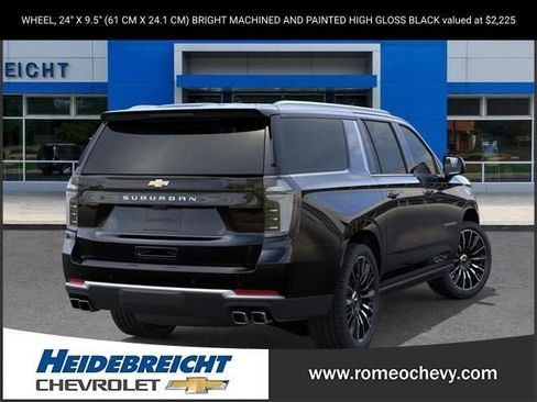New 2025 Chevrolet Suburban High Country image 5