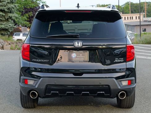 Used 2023 Honda Passport Elite image 6
