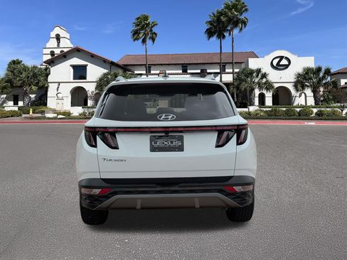 Used 2024 Hyundai Tucson Limited FWD image 3