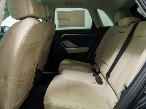 Used 2024 Audi Q3 2.0T Premium Plus w/ Premium Plus Package AWD/4WD image 23