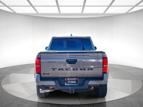 Used 2026 Toyota Tacoma TRD Off-Road w/ TRD Off Road Upgrade Package AWD/4WD image 3
