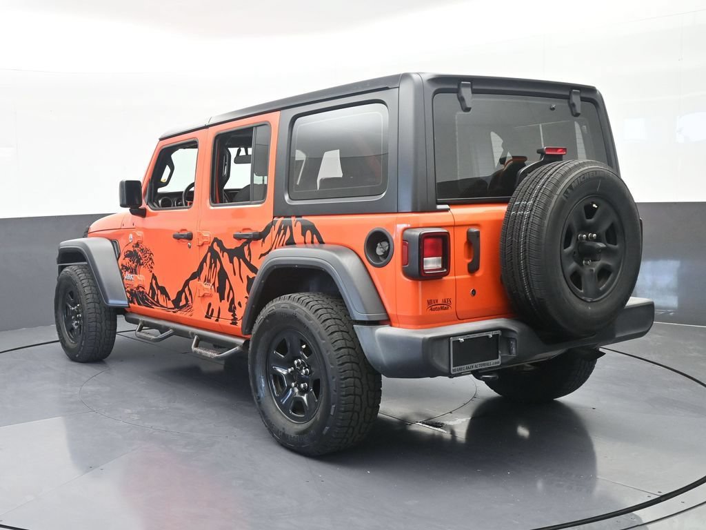 Used 2018 Jeep Wrangler Unlimited Sport AWD/4WD image 4