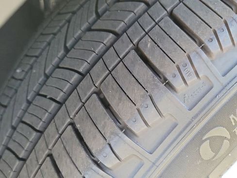 Used 2025 Ford Explorer ST-Line RWD image 28