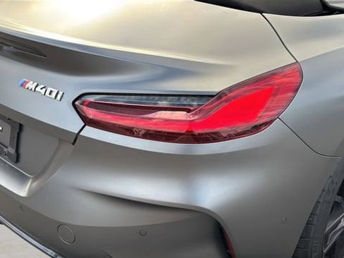 Used 2022 BMW Z4 M40i w/ Premium Package image 34