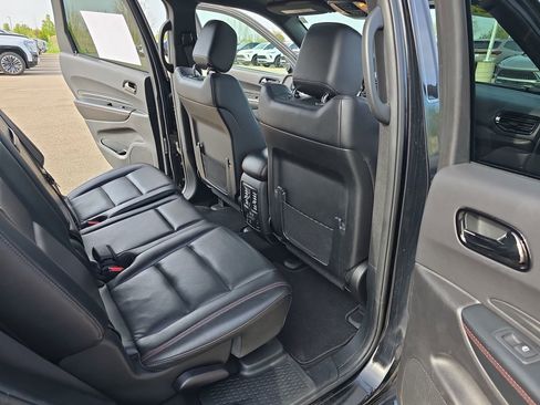 Used 2025 Dodge Durango GT AWD/4WD image 11
