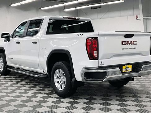 Used 2023 GMC Sierra 1500 Pro w/ Pro Value Package AWD/4WD image 3