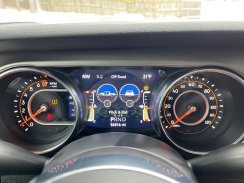 Used 2020 Jeep Gladiator Sport w/ Quick Order Package 24S image 15