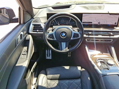 Used 2024 BMW X6 xDrive40i image 12