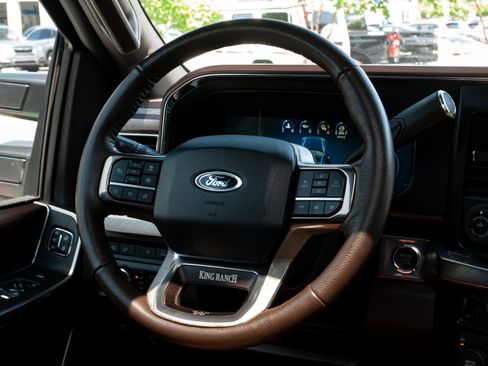 Used 2024 Ford F250 King Ranch AWD/4WD image 17