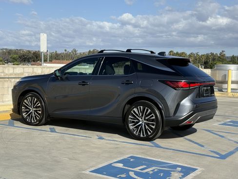 Certified 2025 Lexus RX 350 w/ Convenience Package AWD/4WD image 9