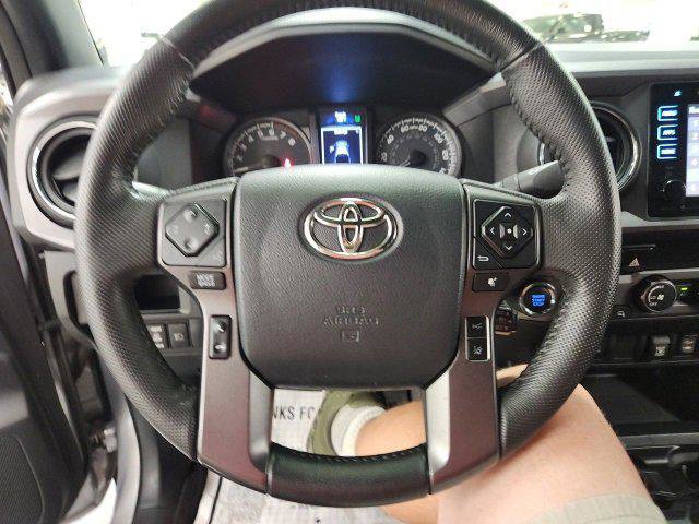 Certified 2019 Toyota Tacoma TRD Off-Road AWD/4WD image 21