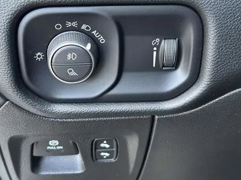 Used 2022 RAM 1500 Rebel w/ G/T Package image 10