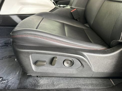Certified 2024 GMC Canyon AT4X AWD/4WD image 13