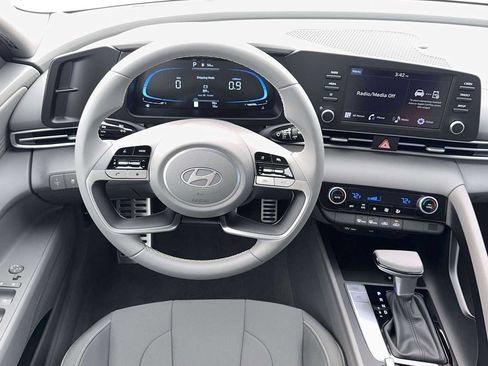 New 2026 Hyundai Elantra Sport image 17